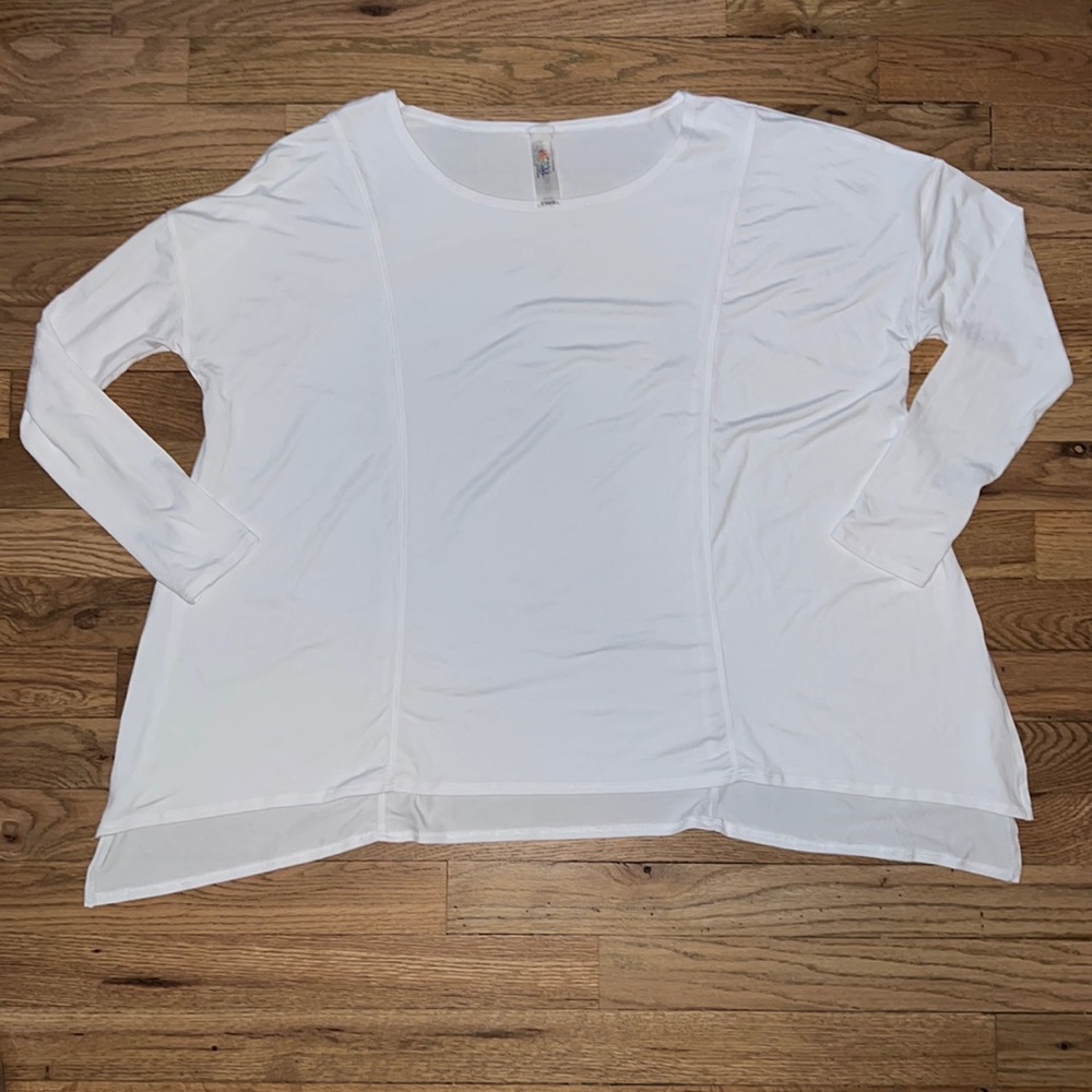 PRISM Sport Flowy Athletic Top Size XS NWOT